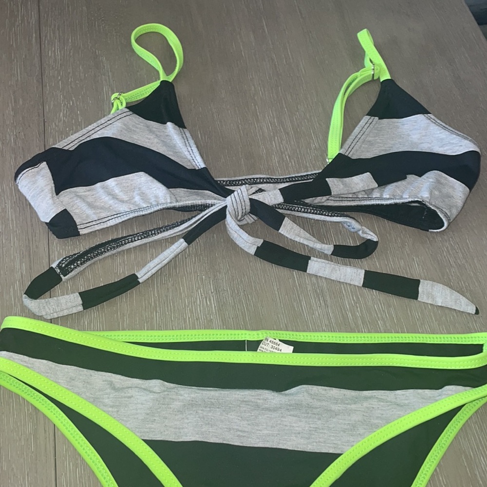 Edgy X Bikini - image 2